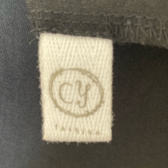 Black Scalloped Camisole Tank Blouse - Picture 5 of 5